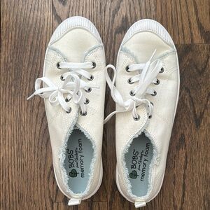 BOBS White Canvas Sneakers US 7.5